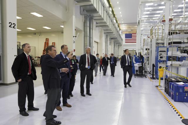 NASA image: NASA Administrator Jim Bridenstine Visits KSC - Operations and C