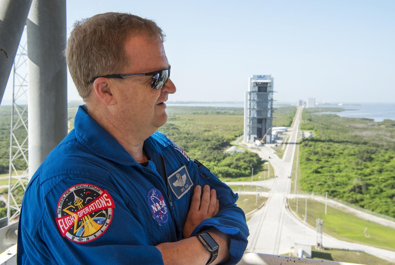 NASA astronaut Eric Boe takes in the view during an August 2018 visit to Kennedy Space Center (KSC) in Florida. Boe was joined on the trip by fellow commercial crew astronauts Nicole Mann, Suni Williams, Josh Cassada and Chris Ferguson shortly after they were officially assigned to fly on Boeing’s CST-100 Starliner. The astronauts stopped by Boeing’s Commercial Crew and Cargo Processing Facility (C3PF) at KSC and Space Launch Complex 41 at Cape Canaveral Air Force Station to view progress on the Starliner and the launch pad. Boe, Ferguson and Mann will fly on Starliner in Boeing’s upcoming Crew Flight Test to the International Space Station (ISS). Cassada and Williams are assigned to Boeing’s first operational mission to the ISS. Photo credit: Boeing