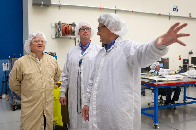 NASA image: CCP Astronauts Visit Test Facilities in California