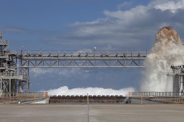 NASA image: Wet Flow Test at Pad 39B