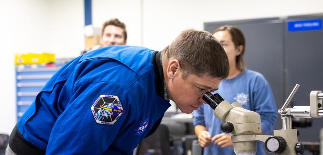 NASA image: CCP Astronauts Tour SpaceX Facility