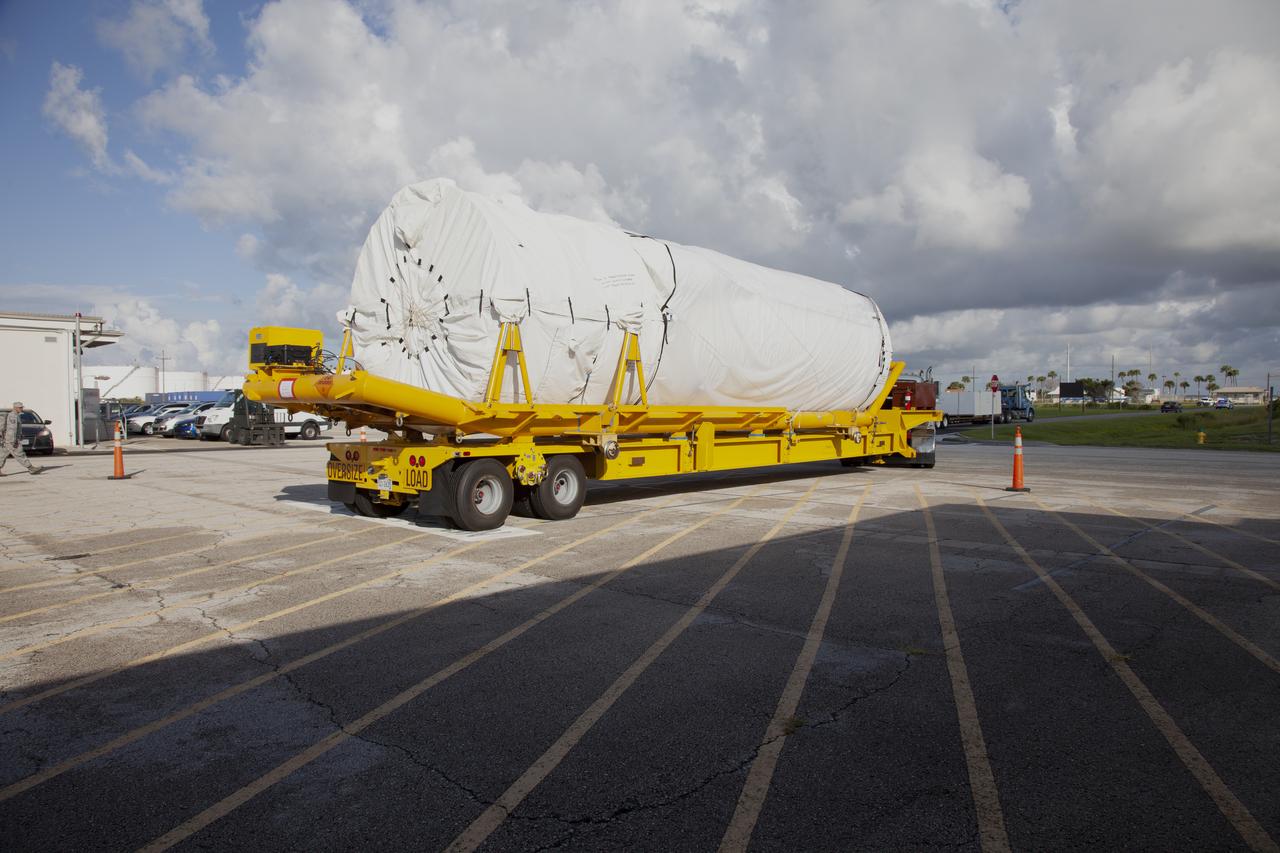 A transport truck moves a United Launch Alliance (ULA) two-engine Centaur upper stage from the company’s Mariner ship that just arrived at Port Canaveral in Florida. The Centaur will be transported to the Atlas Spaceflight Operations Center at Cape Canaveral Air Force Station for preliminary checkouts. Mounted atop a ULA Atlas V rocket, the Centaur will help launch a Boeing CST-100 Starliner spacecraft on an uncrewed Orbital Flight Test from Space Launch Complex 41 at the Cape. NASA’s Commercial Crew Program will return human spaceflight launches to U.S. soil, providing safe, reliable and cost-effective access to low-Earth orbit on systems that meet our safety and mission requirements.