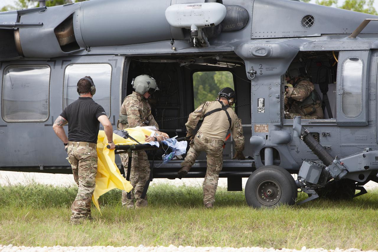 Teams from NASA, the Department of Defense Human Space Flight Support and SpaceX conduct a joint medical triage and medical evacuation (medevac) training exercise at NASA’s Kennedy Space Center in Florida. It was the second of two emergency medical services simulations performed before commercial crew flight tests, which are scheduled for 2019. As NASA’s Commercial Crew Program prepares to begin launching astronauts once again from American soil, teams are sharpening their launch day operations procedures, including responses during the unlikely event of an emergency.
