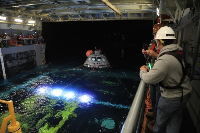 NASA image: Underway Recovery Test 7 (URT-7) - Day 3 Activities