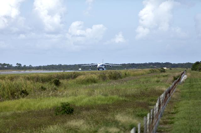 NASA image: Orion EM-1 European Service Module Arrival at SLF