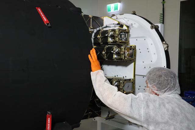 NASA image: ELaNa 19 Payload Encapsulation