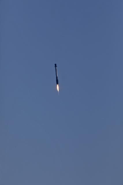 NASA image: SpaceX CRS-16 Liftoff