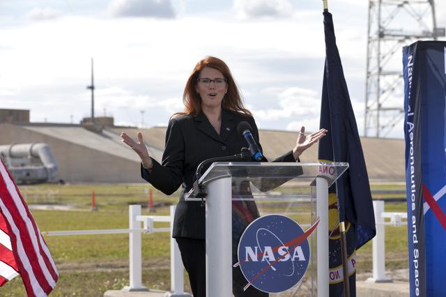 NASA image: LH2 Sphere Groundbreaking at Launch Complex 39B