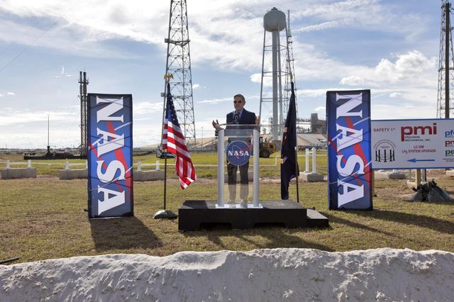 NASA image: LH2 Sphere Groundbreaking at Launch Complex 39B