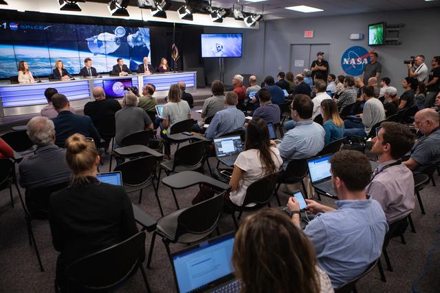 NASA image: SpaceX Demo-1 Prelaunch News Conference
