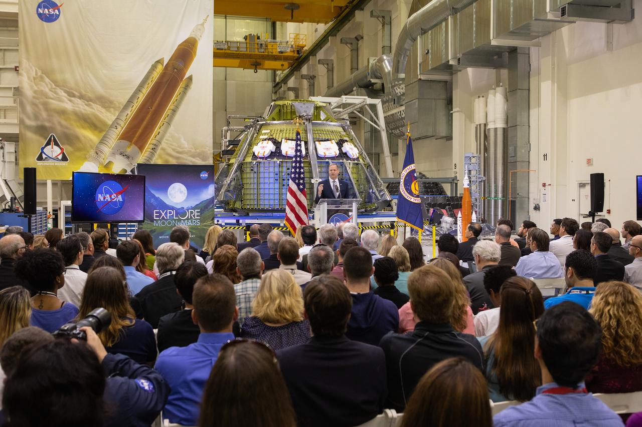 NASA Administrator Jim Bridenstine speaks to NASA workers across the nation and members of the news media, during a Moon to Mars event in the Neil Armstrong Operations and Checkout Building high bay on March 11, 2019. The event followed the delivery of President Trump’s fiscal year 2020 budget proposal to U.S. Congress, which includes funding for the agency’s Moon to Mars initiative and Gateway lunar outpost. Bridenstine presented a closer look at America’s work to return astronauts to the Moon in a sustainable way and continue exploration to Mars.