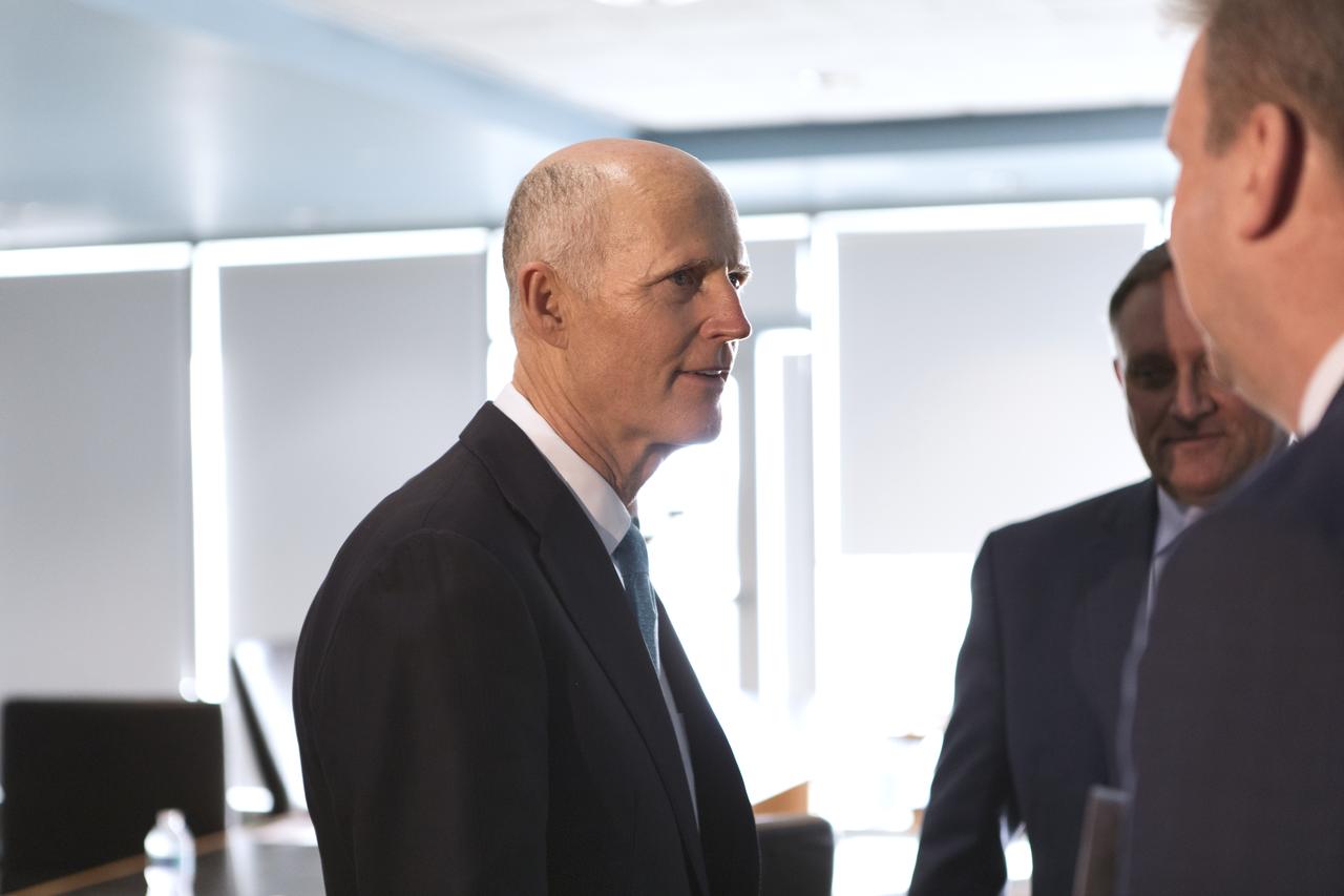 U.S. Sen. Rick Scott converses with multi-user spaceport partners prior to a roundtable discussion among Kennedy Space Center Director Bob Cabana and center partners at Kennedy’s Saturn V Conference Center on March 15, 2019. The meeting was held to discuss the needs of the space center and Cape Canaveral Air Force Station.