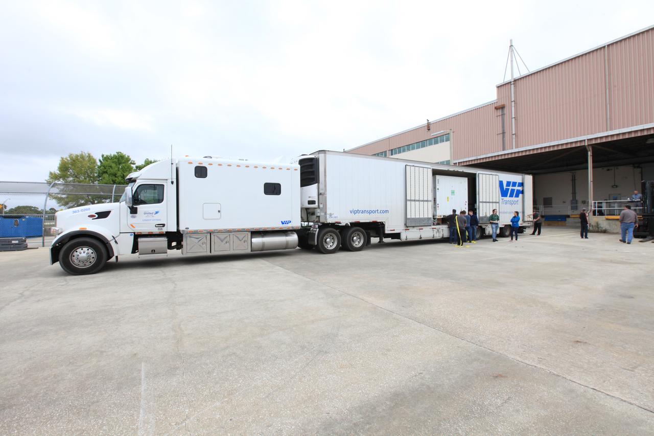A transportation container carrying NASA’s Orbiting Carbon Observatory 3, or OCO-3, payload is moved to a truck for its transport from the Space Station Processing Facility high bay at the agency’s Kennedy Space Center in Florida to the SpaceX facility on March 18, 2019. The OCO-3 payload will be stowed in the trunk of SpaceX’s Dragon spacecraft, where it will launch aboard a Falcon 9 rocket on the company’s 17th Commercial Resupply Services mission to the International Space Station. Launch is scheduled for April 25, 2019, from Launch Complex 40 at Cape Canaveral Air Force Station. Once the payload reaches the station, it will be removed from Dragon and robotically installed on the exterior of the orbiting laboratory’s Japanese Experiment Module Exposed Facility Unit, where it will measure and map carbon dioxide from space to provide further understanding of the relationship between carbon and climate. 