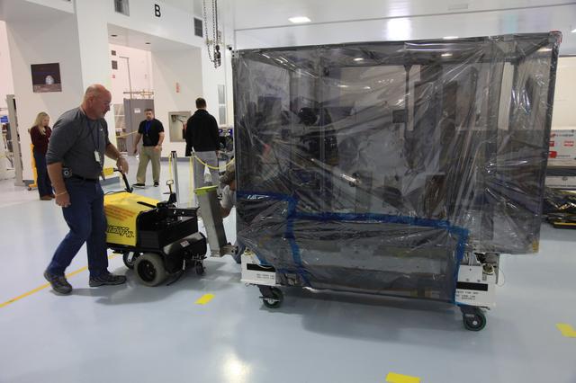 NASA image: CRS-17 Payload STP-H6 move to SpaceX