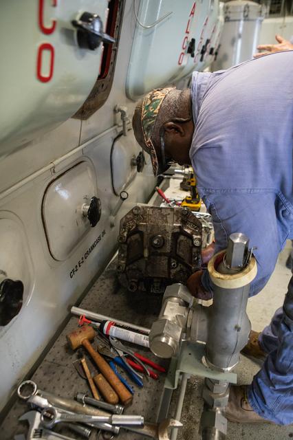 NASA image: Crawler Engine Maintenance CT-2