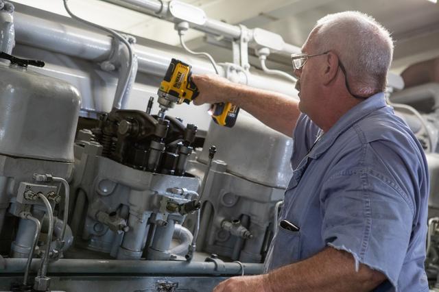 NASA image: Crawler Engine Maintenance CT-2