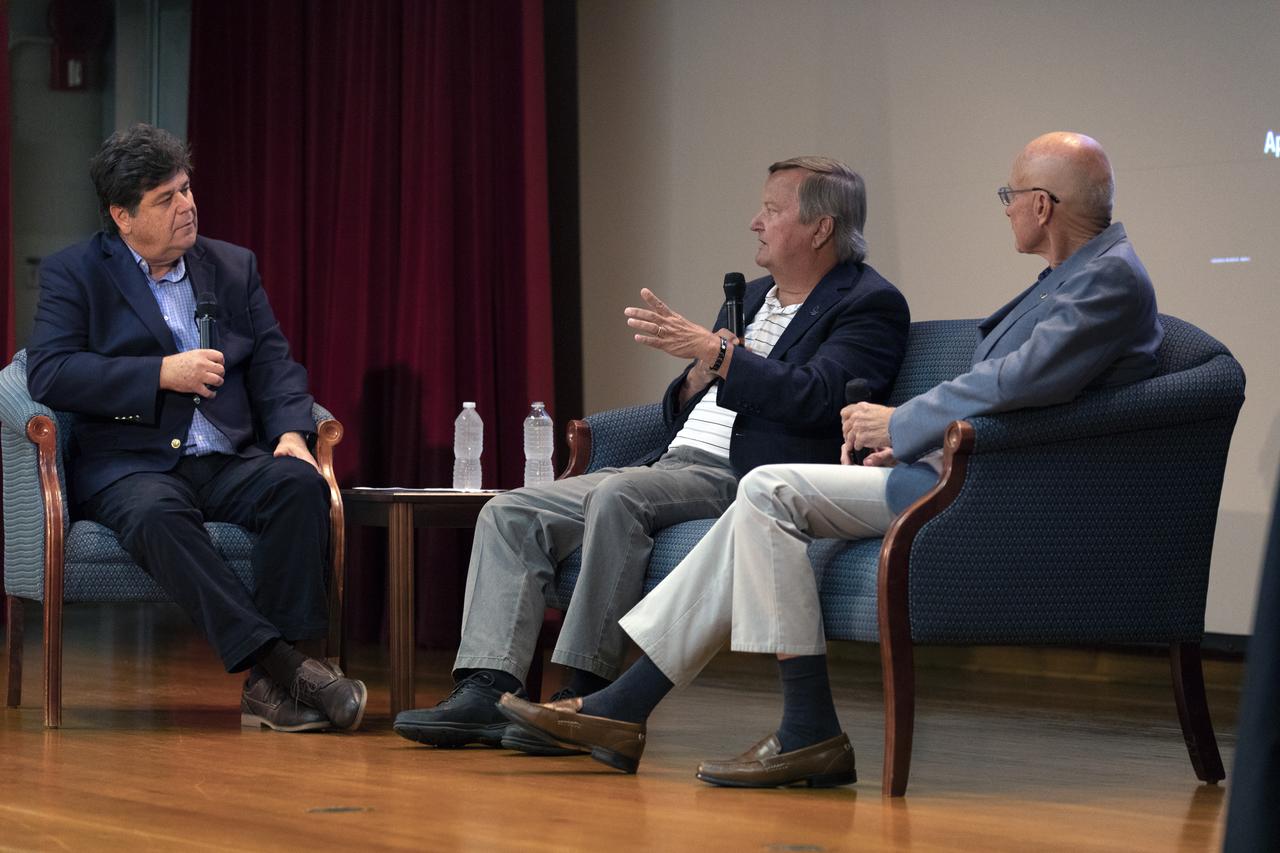 Veteran space reporter John Zarrella, left, moderates a “Lessons of Columbia” discussion with former space shuttle launch directors Mike Leinbach, center, and Bob Sieck in Kennedy Space Center’s Training Auditorium on April 12, 2019. The discussion took place during “Columbia: The Mission Continues,” an event organized by the Apollo Challenger Columbia Lessons Learned Program (ACCLLP). The event is part of the Space Shuttle Columbia national tour and took place on the 38th anniversary of STS-1, the first orbital spaceflight of NASA’s Space Shuttle Program. The tour launched at Kennedy and will make its way to each of the 10 NASA centers.