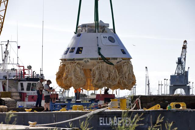 NASA image: Det 3 Recovery of Boeing Starliner Boiler Plate