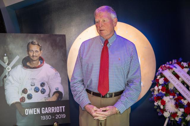 NASA image: Wreath Laying for Astronaut Owen Garriott