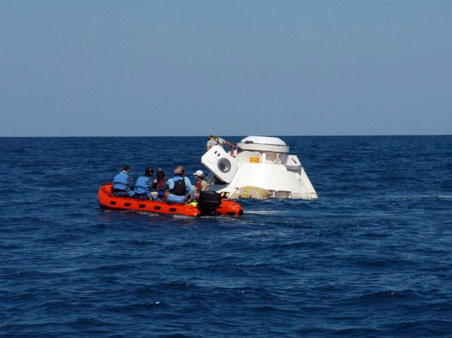 NASA image: Starliner Astronaut Water Rescue Training