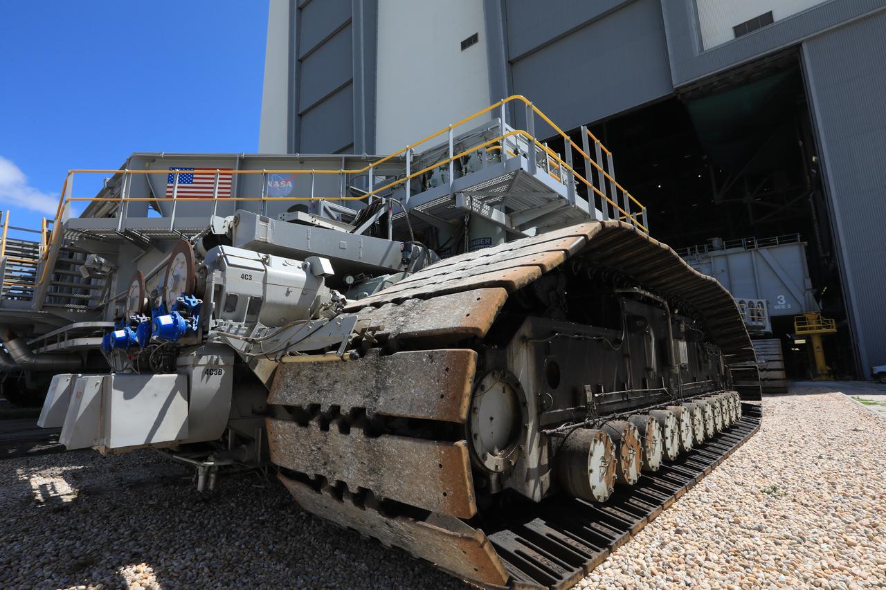 During a practice run, crawler-transporter 2 (CT-2) is at the entrance to High Bay 2 of the Vehicle Assembly Building (VAB) at NASA’s Kennedy Space Center in Florida on May 1, 2019. CT-2 entered High Bay 2, and picked up the space shuttle-era mobile launch platform-3 (MLP-3). The VAB is getting its first commercial tenant. Northrop Grumman signed a Reimbursable Space Act Agreement with NASA for use of the facilities. The company will assemble and test its new OmegA rocket inside the massive facility’s High Bay 2. The company also will modify MLP-3 to serve as the launch vehicle’s assembly and launch platform. Northrop Grumman is developing the OmegA rocket, an intermediate/heavy-class launch vehicle, as part of a launch services agreement with the U.S. Air Force.
