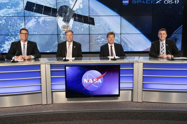 NASA image: NASA Hosts Prelaunch News Conference for SpaceX CRS-17