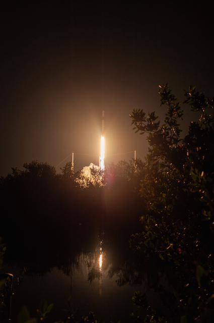 NASA image: Live Coverage of SpaceX CRS-17 Launch to the International Space