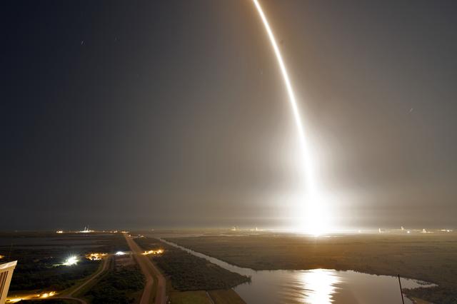 NASA image: Live Coverage of SpaceX CRS-17 Launch to the International Space