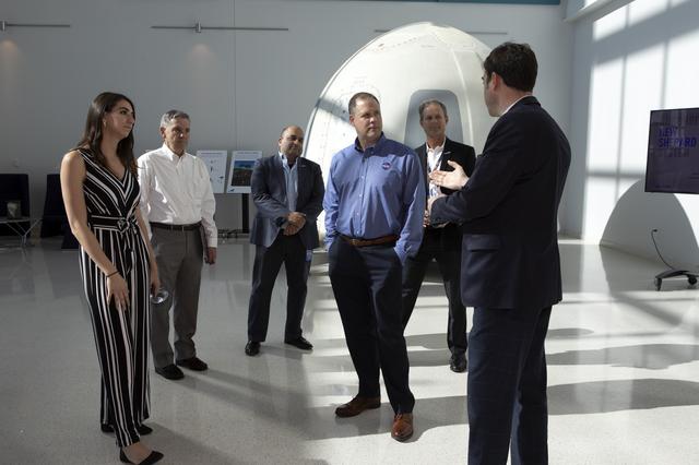 NASA image: NASA Administrator Jim Bridenstine Tours Blue Origin Facility