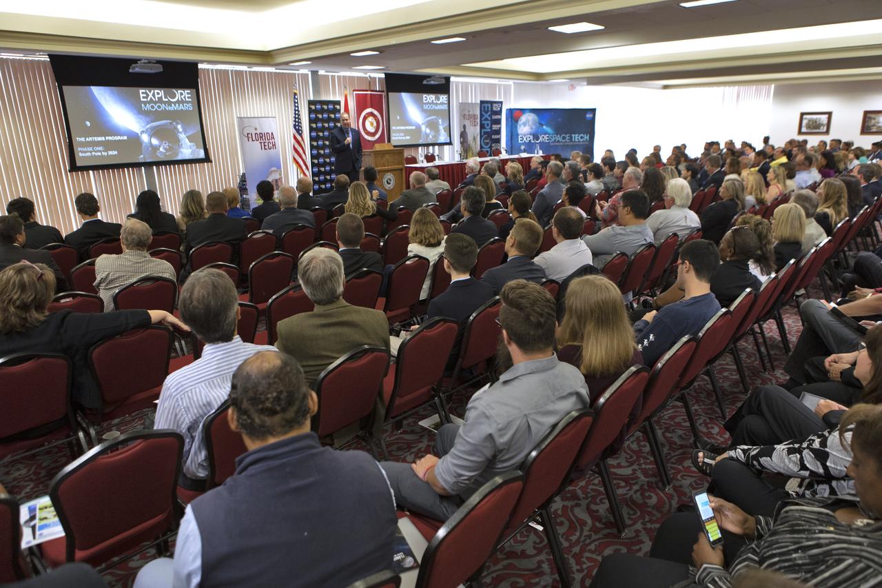 NASA Administrator Jim Bridenstine speaks to students, faculty, engineers and area business leaders at Florida Institute of Technology on Thursday, May 23, 2019. Bridenstine delivered the keynote address at the Melbourne, FL campus during the university’s Space Technology Day. Among the key topics Bridenstine discussed was NASA’s Artemis missions to the Moon, including the lunar Gateway, which will serve as an orbiting outpost for astronauts.