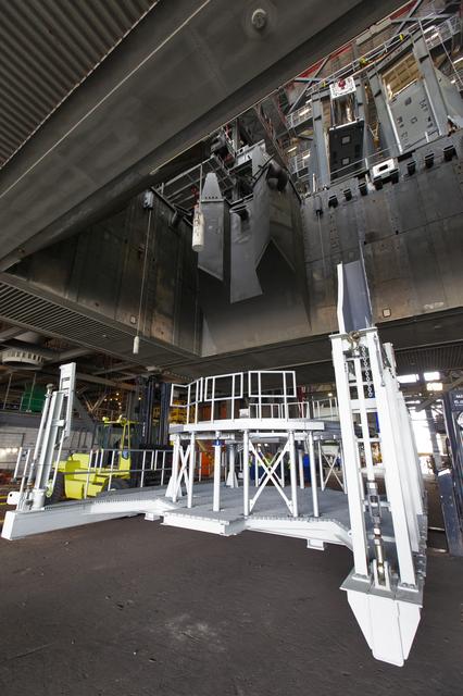 NASA image: Engine Service Platform Arrival for Installation on Mobile Launc