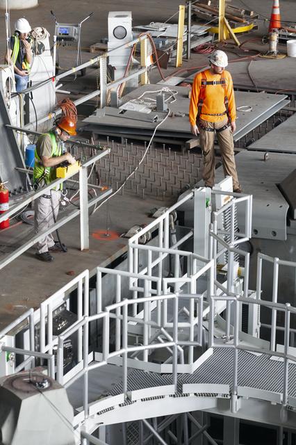 NASA image: Core Stage Engine Platform Installation on Mobile Launcher