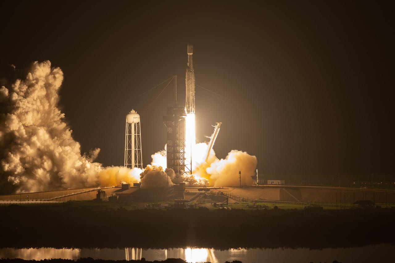 A SpaceX Falcon Heavy rocket lifts off from Launch Complex 39A at 2:30 a.m. EDT on June 25, 2019, at NASA’s Kennedy Space Center in Florida. The Falcon Heavy rocket carries two dozen satellites to space for the U.S. Department of Defense, including four NASA payloads that are part of the Space Test Program (STP-2) mission, managed by the U.S. Air Force Space and Missile Systems Center. The four NASA payloads include two technology demonstrations to improve how spacecraft propel and navigate, as well as two NASA science missions to help us better understand the nature of space and how it impacts technology on spacecraft and the ground. 