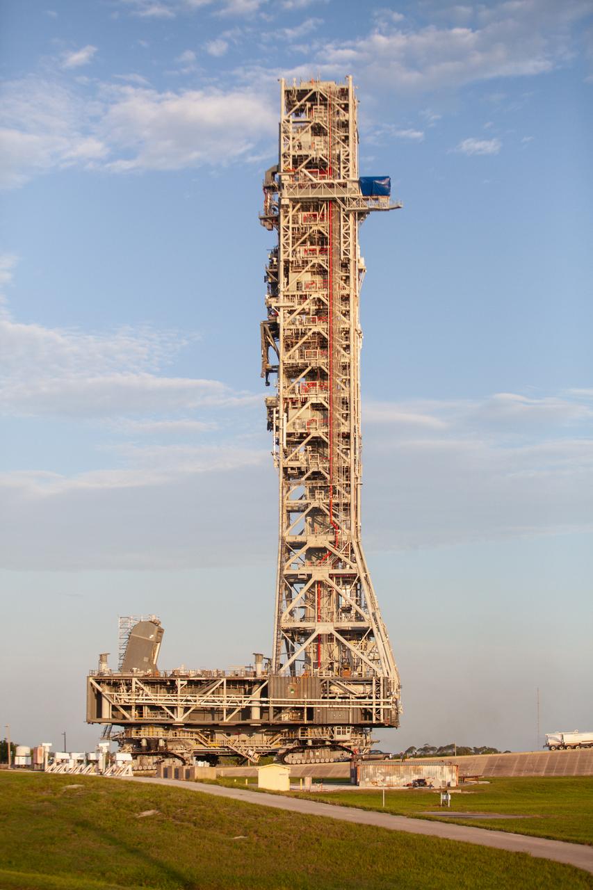 After successfully arriving at Kennedy Space Center’s Launch Complex 39B, Exploration Ground Systems’ mobile launcher continues its journey atop crawler-transporter 2 up to the pad surface on June 28, 2019. The mobile launcher began its final solo trek to the pad at midnight on June 27, departing from NASA’s Vehicle Assembly Building. The mobile launcher will remain at the pad over the summer, undergoing final testing and checkouts. Its next roll to the pad will be with the agency’s Space Launch System rocket and Orion in preparation for the launch of Artemis 1. 