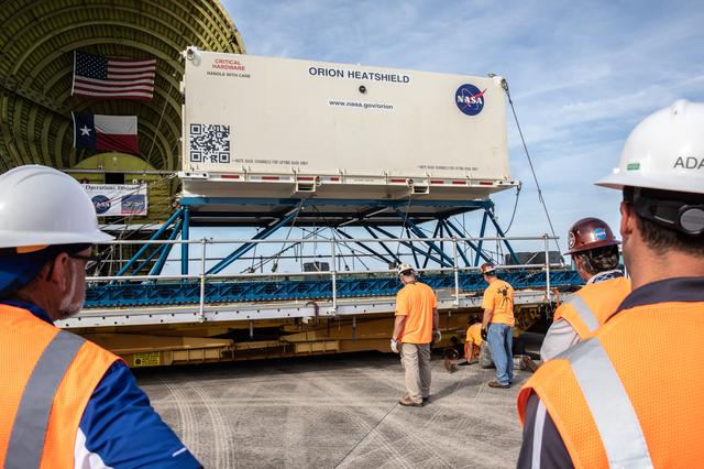 NASA image: Artemis-2 Heat Shield Arrival