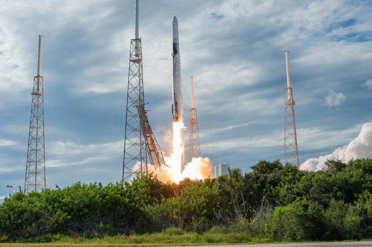 A SpaceX Falcon 9 rocket lifts off from Space Launch Complex 40 at Cape Canaveral Air Force Station in Florida at 6:01 p.m. EDT on July 25, 2019, carrying the Dragon spacecraft on the company's 18th Commercial Resupply Services (CRS-18) mission to the International Space Station.  The uncrewed Dragon spacecraft will deliver about 5,000 pounds of science and research, crew supplies and vehicle hardware to the orbiting laboratory. 