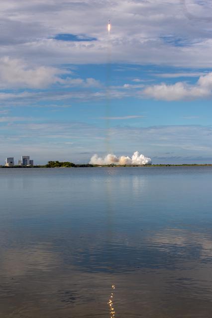 NASA image: Live Coverage of SpaceX CRS-18 Launch to the International Space