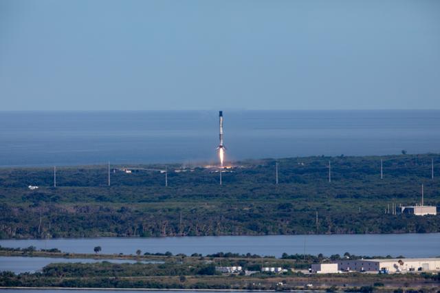 NASA image: Live Coverage of SpaceX CRS-18 Launch to the International Space