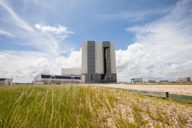 NASA image: Mobile Launcher Heads to VAB in Advance of Hurricane Dorian