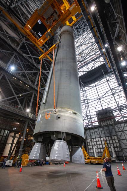 NASA image: Core Stage Pathfinder Training Month - Lift into High Bay 3