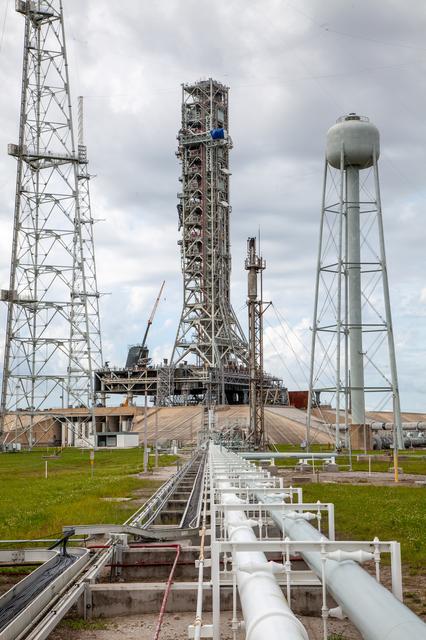 NASA image: Cyro Testing at ML, Pad 39B