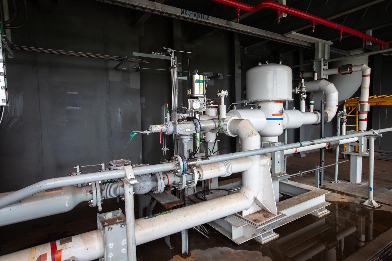 The control panel that will direct and control the flow of liquid oxygen, referred to as a skid, is photographed at Launch Pad 39B on Nov. 8, 2019, at NASA’s Kennedy Space Center in Florida. The agency’s Exploration Ground Systems oversaw testing of the pad’s cryogenic systems – the infrastructure that will support the flow of liquid hydrogen and liquid oxygen from the storage tanks, located near the pad, to the Space Launch System (SLS) rocket – in preparation for the launch of SLS with the Orion spacecraft atop for the uncrewed Artemis I mission. Each of the liquid oxygen and liquid hydrogen tanks can hold more than 800,000 gallons of propellant. The liquid oxygen will require the use of pumps to push it from the tank to the rocket, while the lighter liquid hydrogen will make its way up to the pad using gaseous hydrogen to pressurize the sphere. 