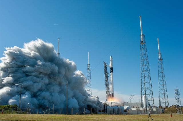 NASA image: SpaceX CRS-19 Liftoff