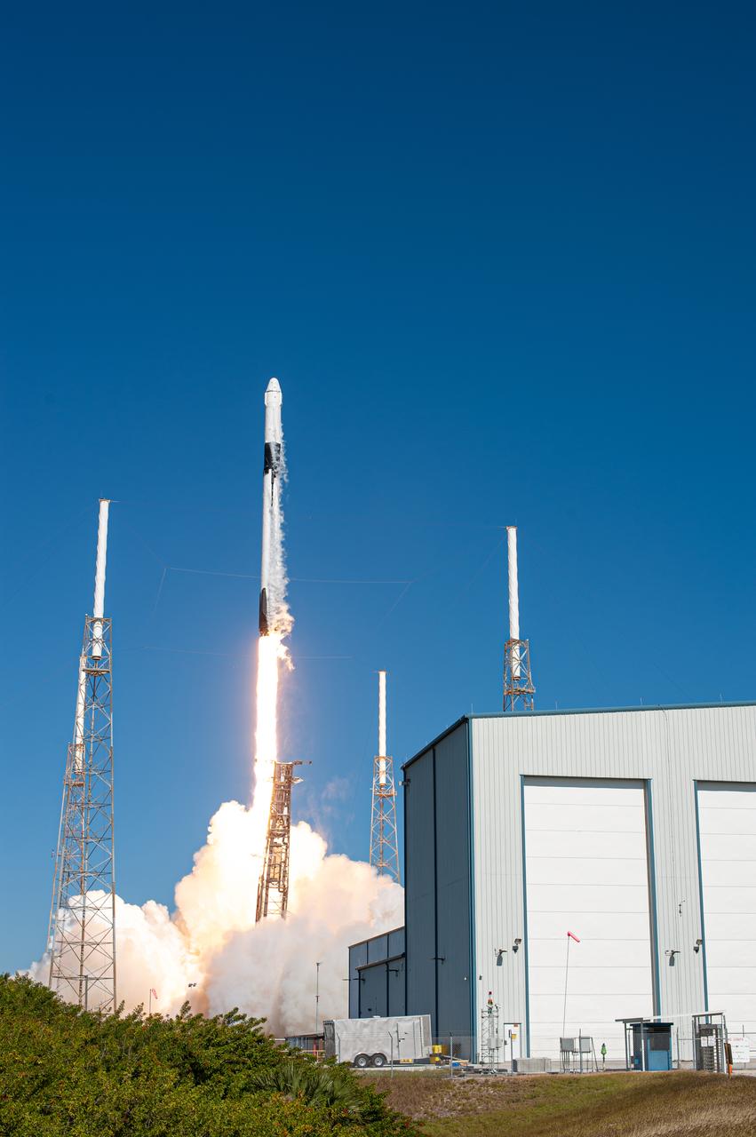 The SpaceX Falcon 9 rocket with the Dragon cargo module climbs upward after liftoff from Space Launch Complex 40 on Cape Canaveral Air Force Station in Florida in the early afternoon on Dec. 5, 2019. Liftoff was at 12:29 p.m. EST. This is SpaceX’s 19th Commercial Resupply Services (CRS-19) mission for NASA to the International Space Station. The Dragon cargo module will deliver more than 5,700 pounds of science and research, crew supplies and vehicle hardware to the orbital laboratory and its crew.