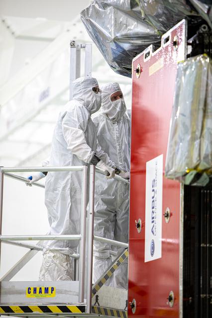 Solar Orbiter Media Day at Astrotech