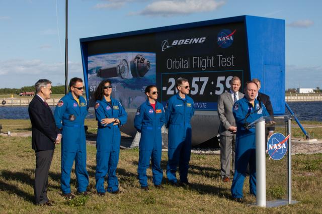 NASA image: Administrator with Astronauts and KSC Center Director Briefing