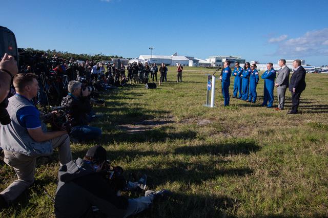 NASA image: Administrator with Astronauts and KSC Center Director Briefing
