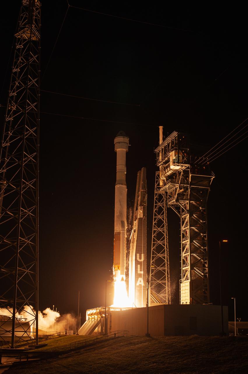 A two-stage United Launch Alliance Atlas V rocket lifts off from Space Launch Complex 41 at Cape Canaveral Air Force Station in Florida for Boeing’s Orbital Flight Test, Dec. 20, 2019. Liftoff occurred at 6:36 a.m. EST. The uncrewed Orbital Flight Test is the Starliner’s first flight for NASA’s Commercial Crew Program.