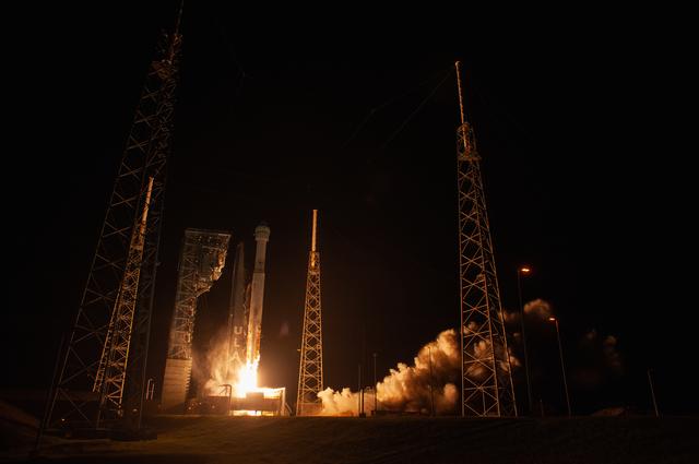 NASA image: CCP Boeing OFT ULA Rocket Liftoff