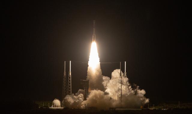 NASA image: CCP Boeing OFT ULA Live Launch Broadcast